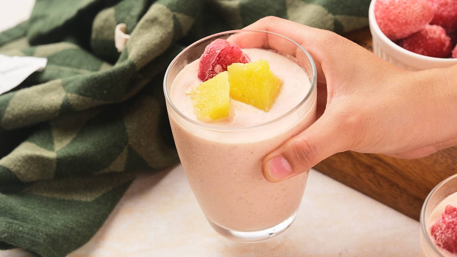 Recipe of pineapple and smoothie with strawberries