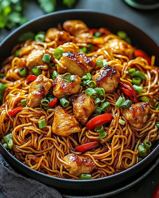 Easy Chicken Chow Mein