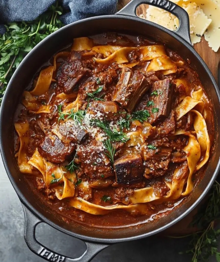 Dutch Oven Short Ribs: Effortlessly Savory & Tender 2 Dutch Oven Short Ribs