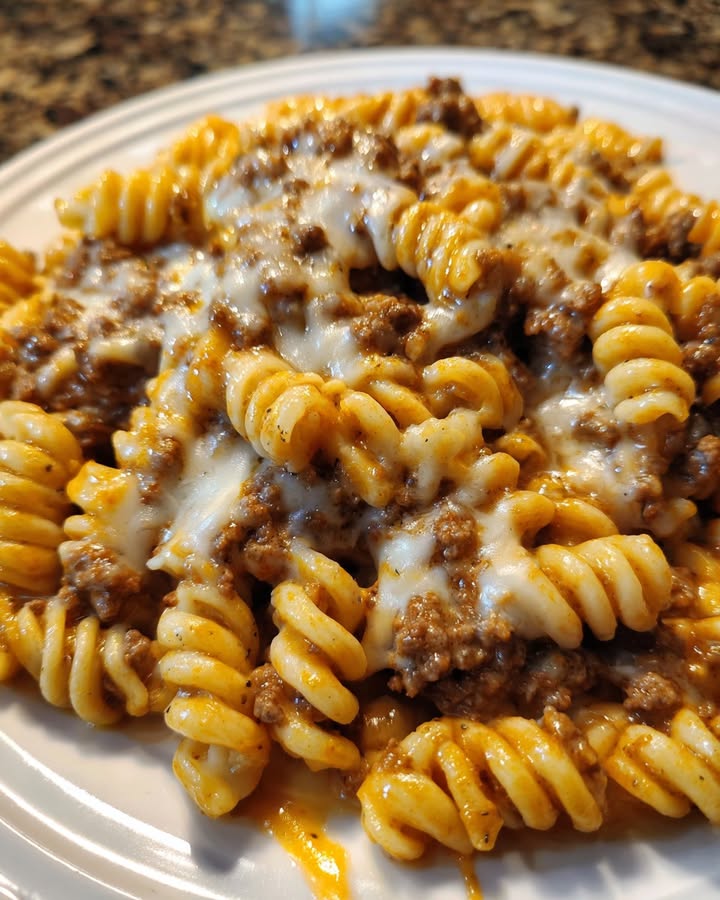 Cheesy Garlic Rotini: The Best Comfort Food Ever 2 Cheesy Garlic Rotini