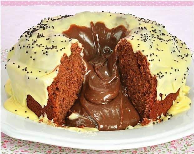 Decadent Volcano Cake: The Ultimate Lava-Filled Delight 2 Decadent Volcano Cake